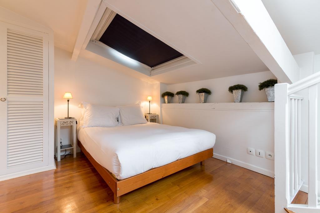 Appartamento Dauphine Pont Neuf Parigi